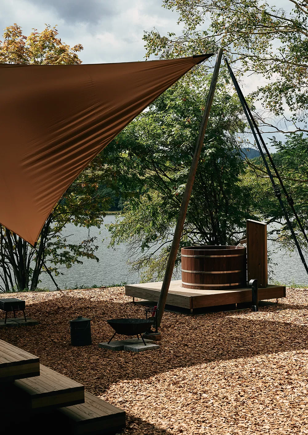 Earthboat Shirakabako overview