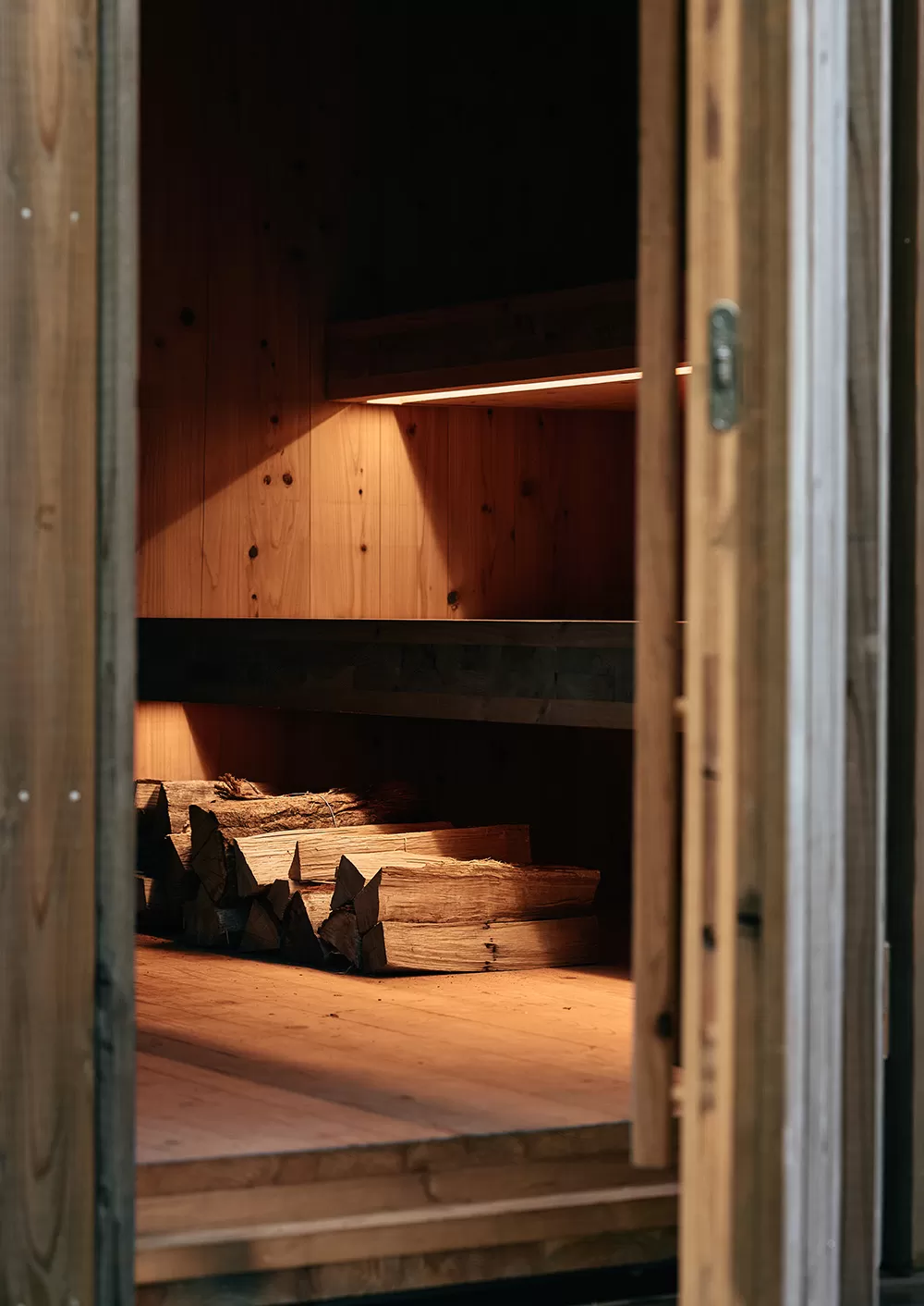 Earthboat Shirakabako overview