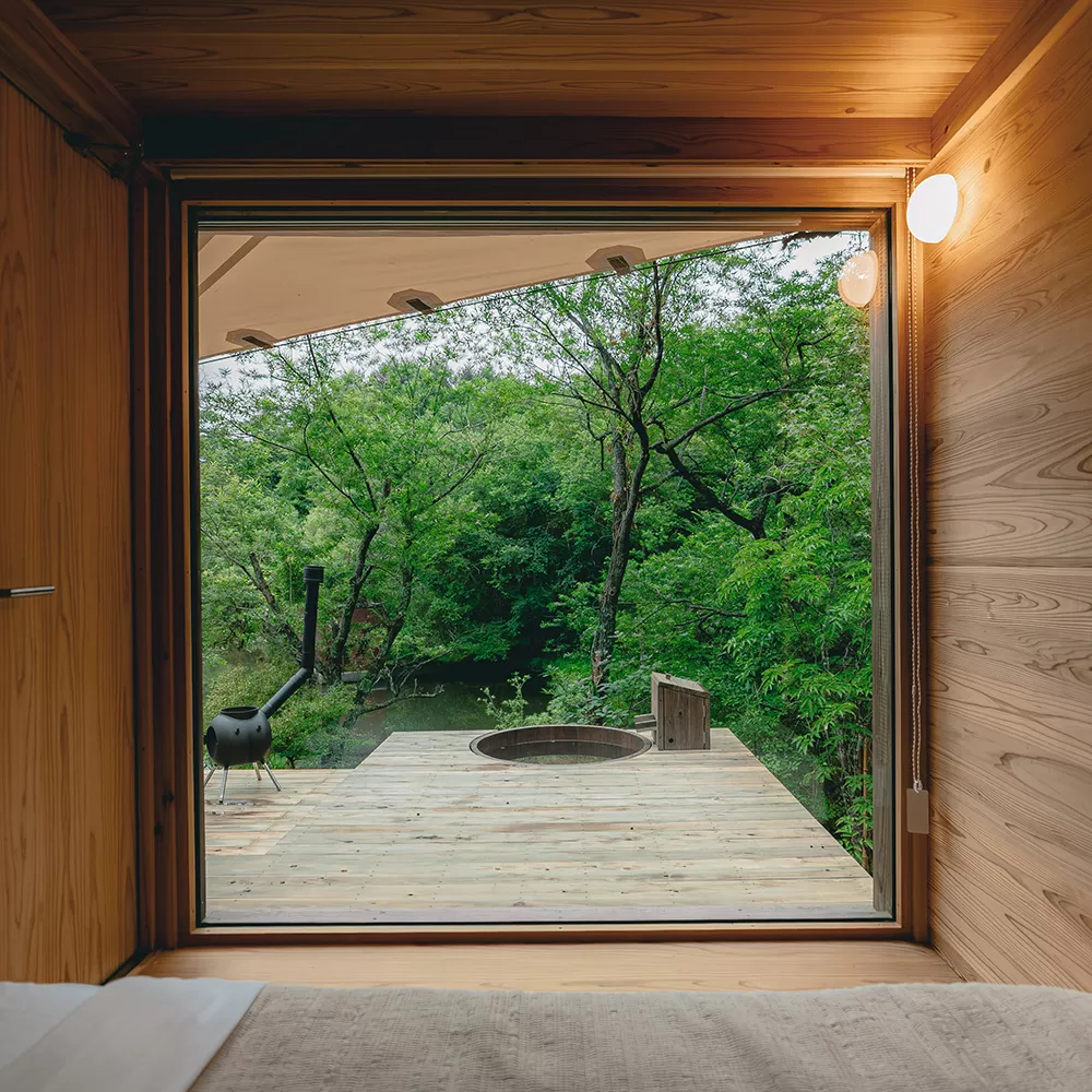 Nomad Deck / Electric Sauna