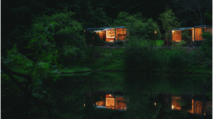 Earthboat Locations & Reservations